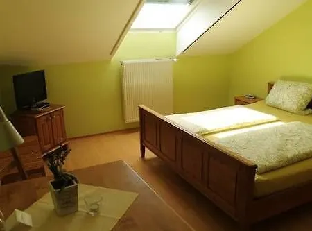 Gaestehaus Am Wasserpark Guest house