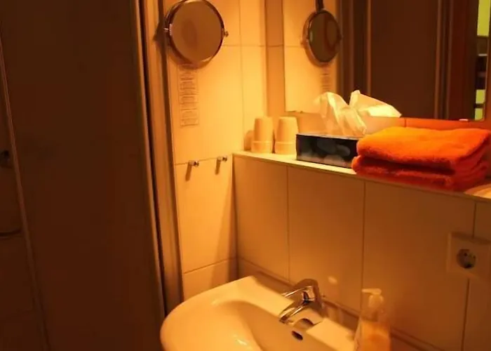 Gaestehaus Am Wasserpark 3* 러스트