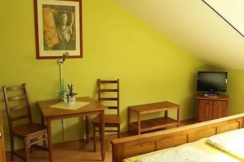 Gaestehaus Am Wasserpark Rust