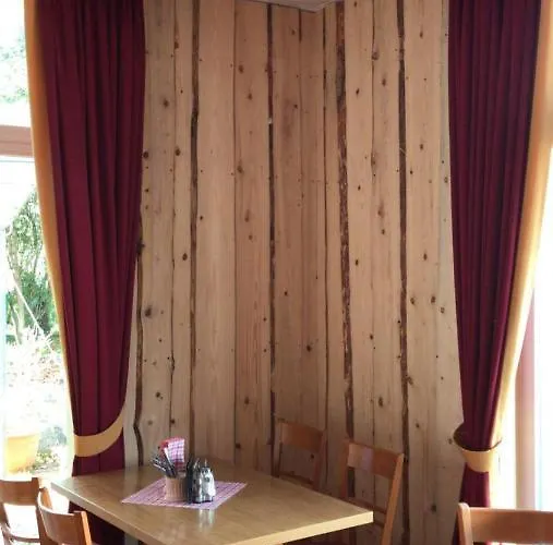 Affittacamere Gaestehaus Am Wasserpark Rust